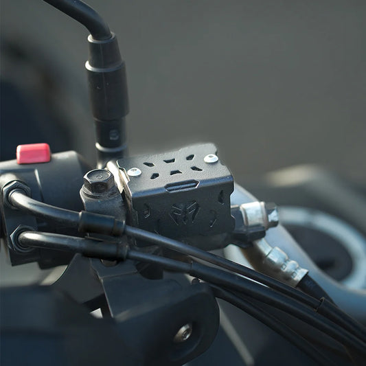 Front Master Cylinder Guard Black for Honda CB200X - Moto Torque