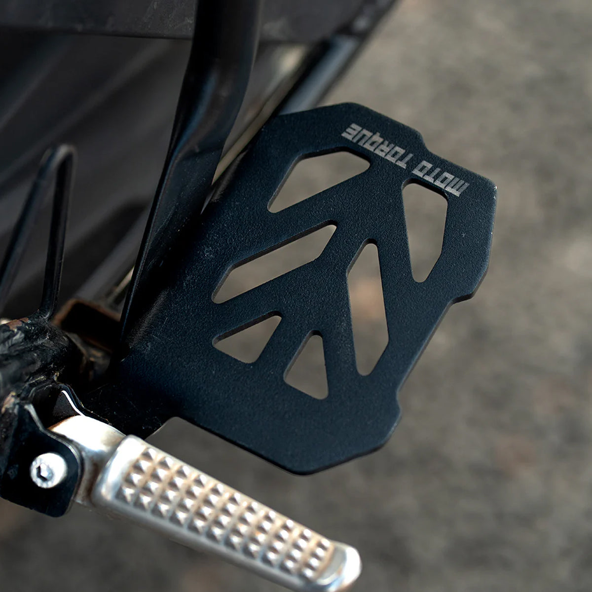 Pillion Footrests for Honda CB200X - Moto Torque