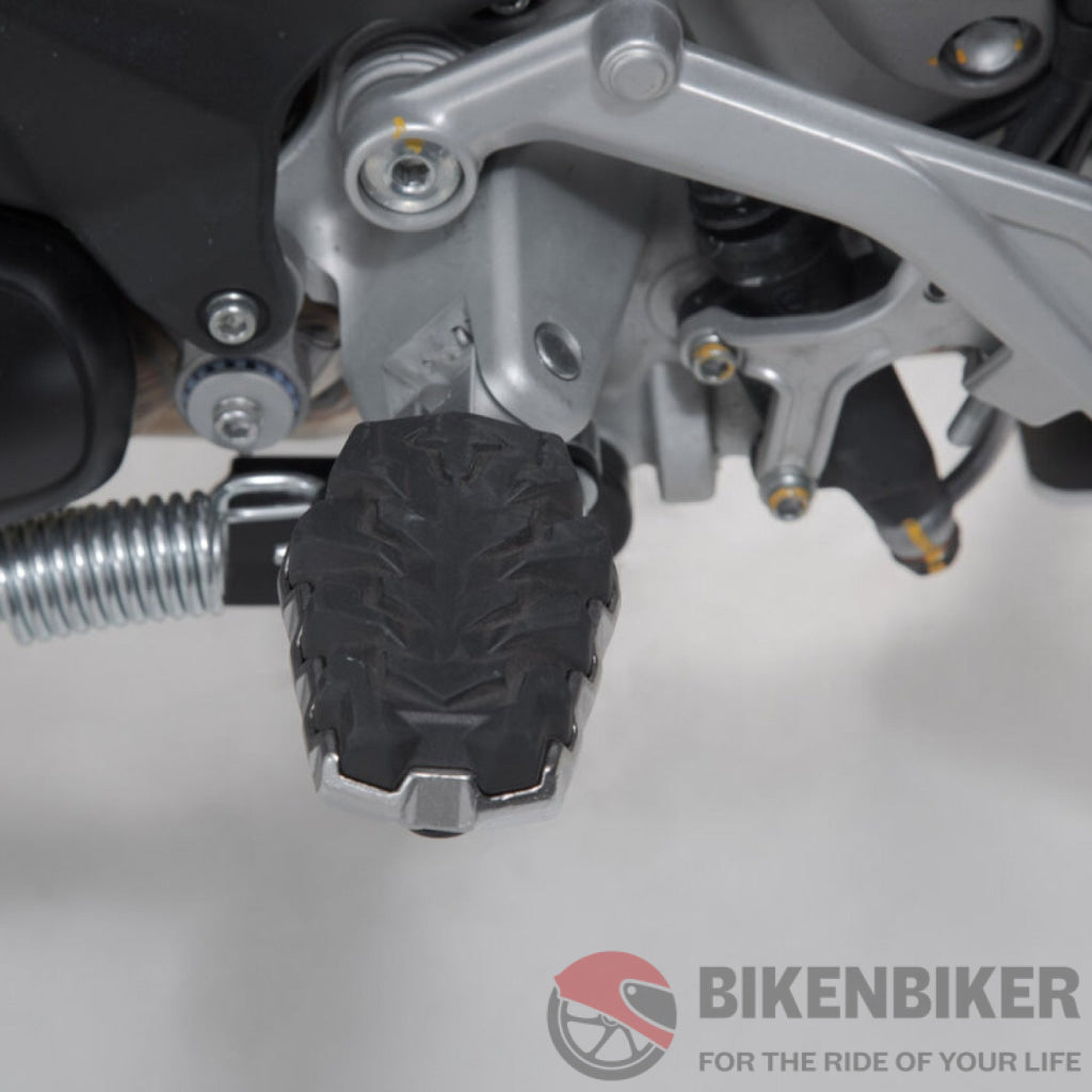 Ducati Multistrada V4 Ergonomics - Evo Footrest Kit Sw-Motech Footpegs