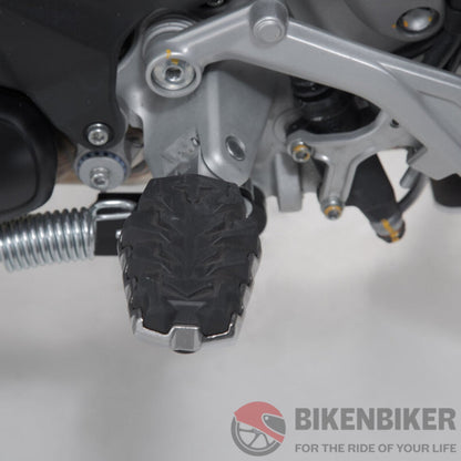 Ducati Multistrada V4 Ergonomics - Evo Footrest Kit Sw-Motech Footpegs