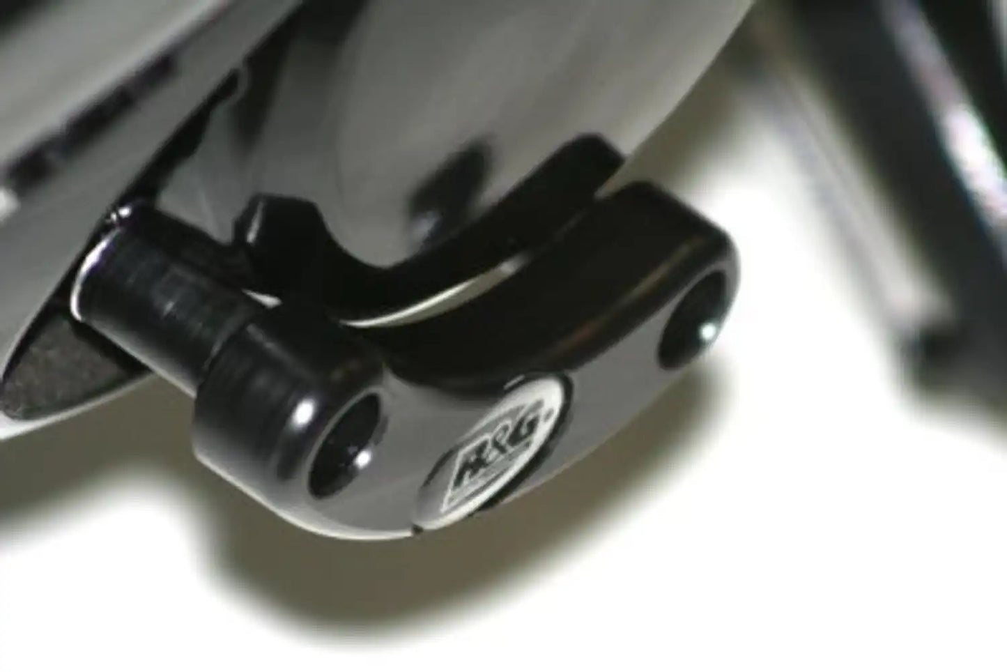 Engine Case Sliders For Suzuki Hayabusa-R&G