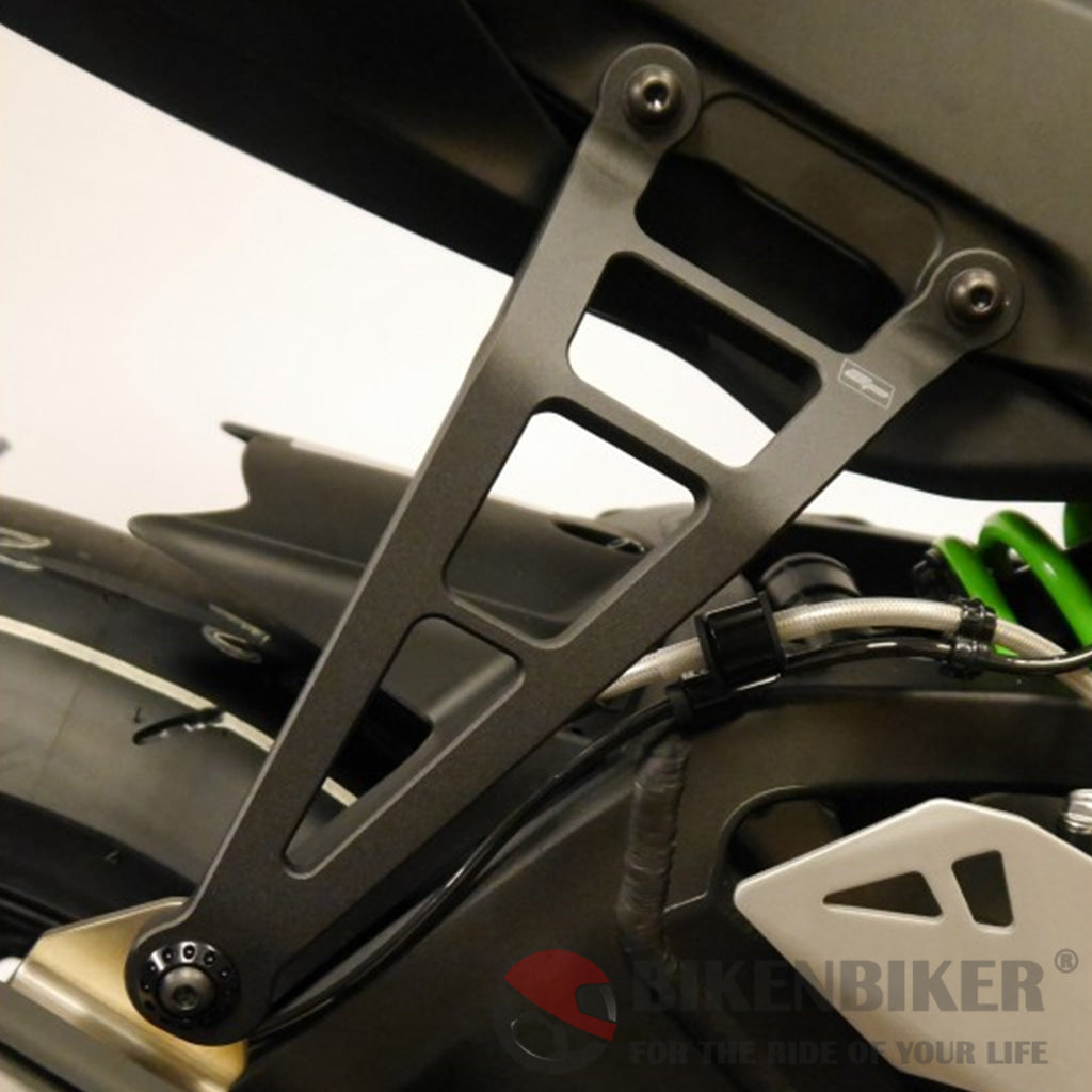 Kawasaki Ninja Zx10R Exhaust Hanger 2016 + Evotech Performance Protection