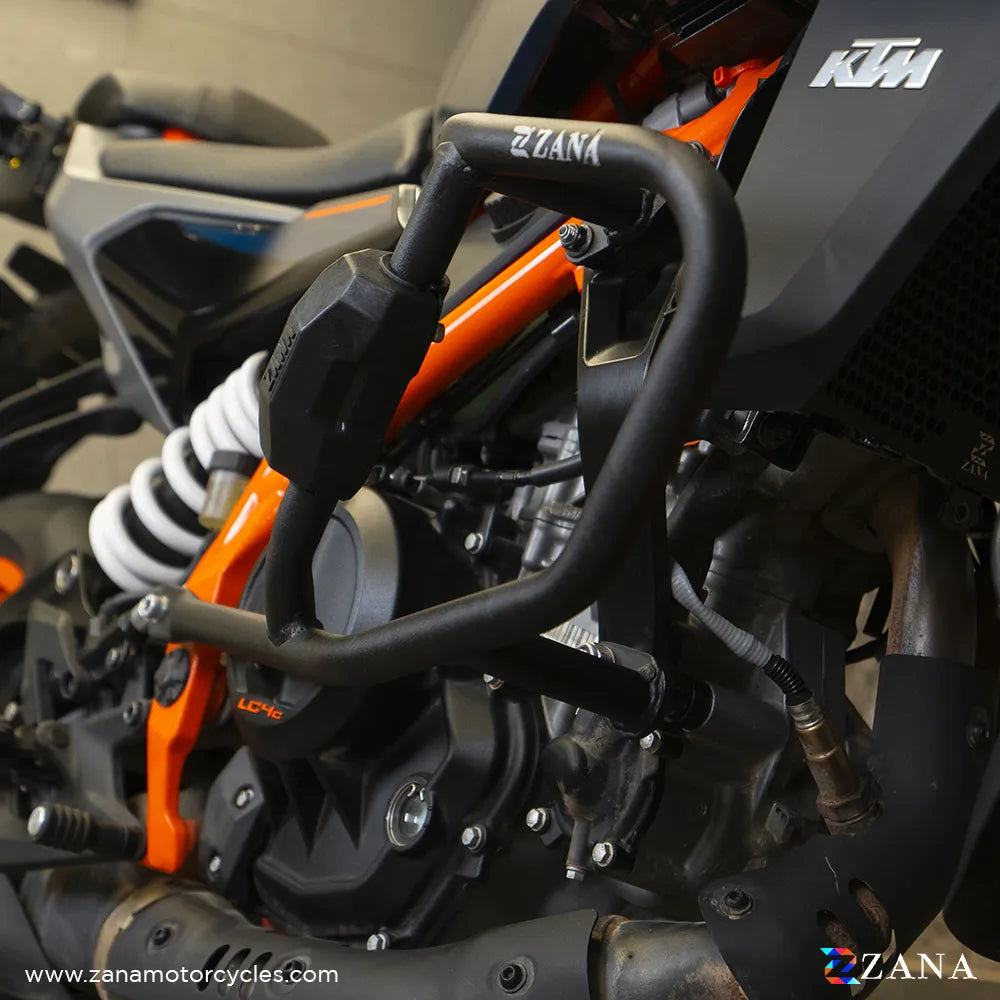 Zana- CRASH GUARD WITH SLIDER PUCK BLACK FOR KTM DUKE 390/250/200/390m  - zana