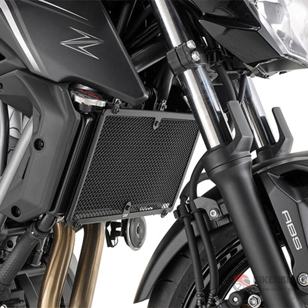 Specific Radiator Guard For Kawasaki Z650 - Givi